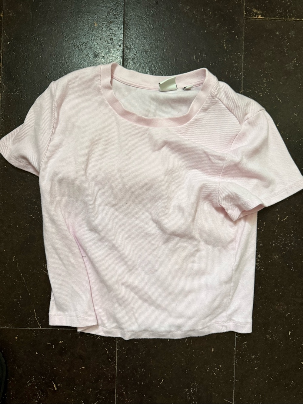 Aritzia villa pink ribbed crop top